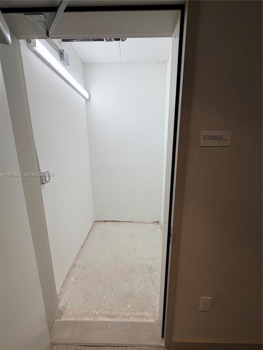 9201 E Bay Harbor Dr #303, Bay Harbor Islands FL 33154