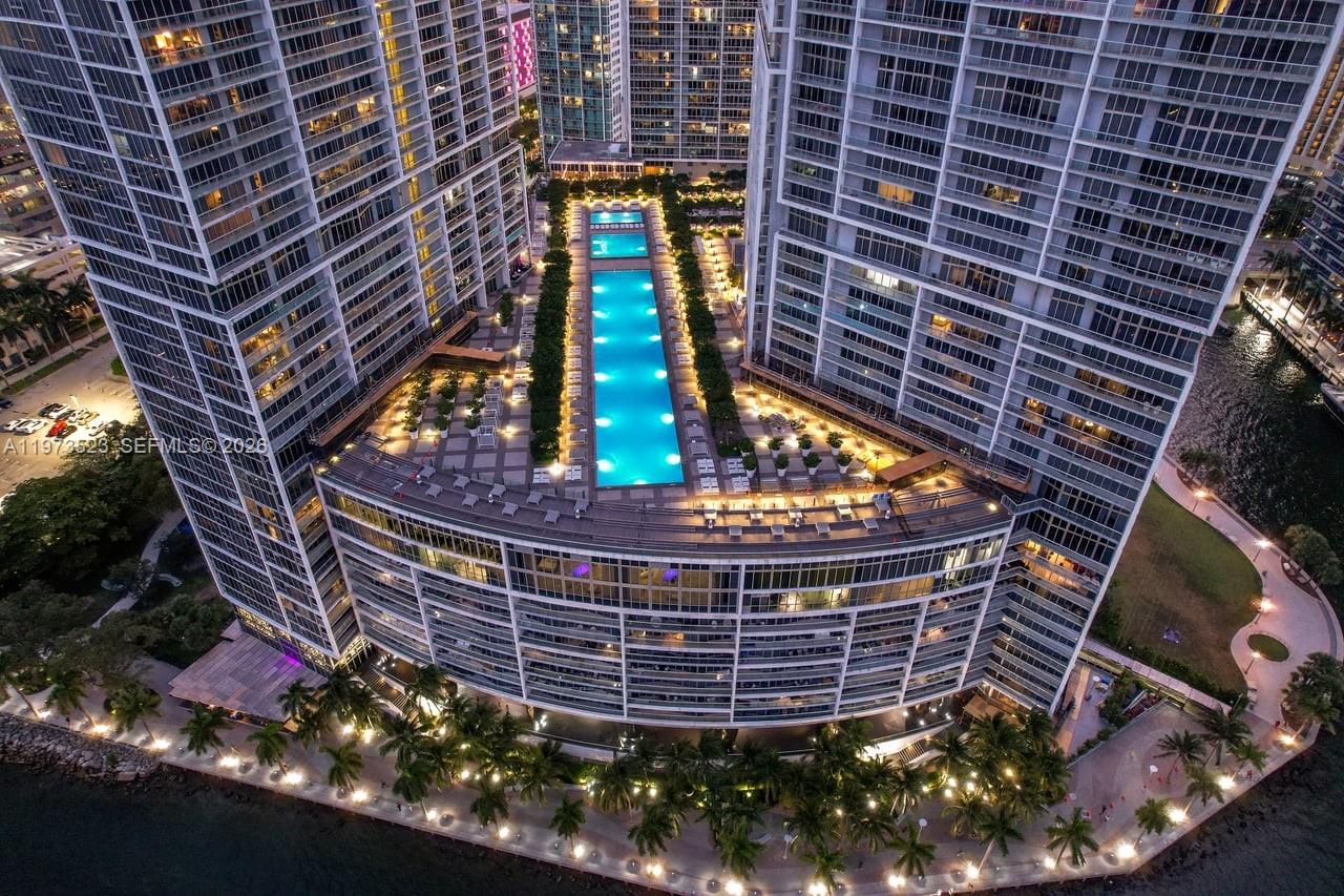 465 Brickell Ave #5701, Miami FL 33131