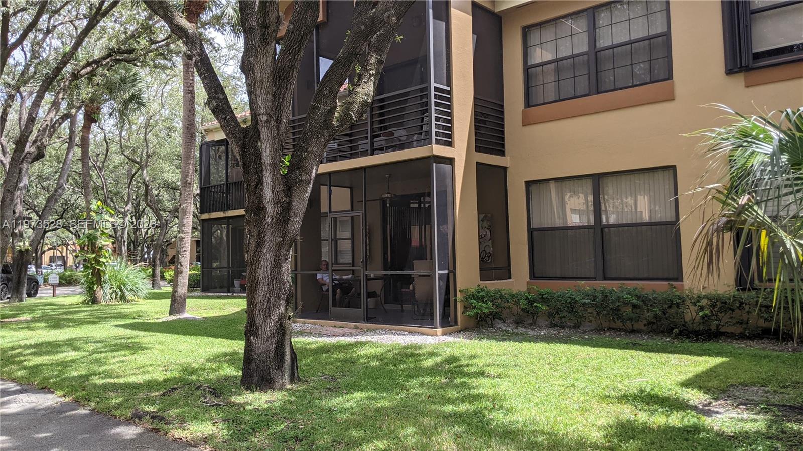15509 N Miami Lakeway N #102, Miami Lakes FL 33014