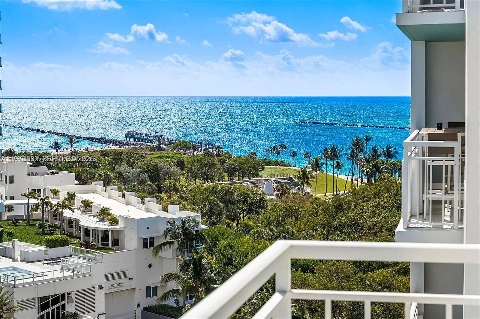 400 S Pointe Dr #1006, Miami Beach FL 33139