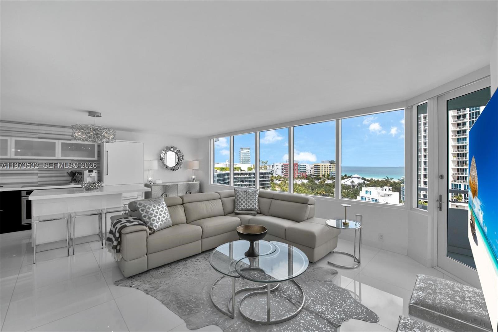 400 S Pointe Dr #1006, Miami Beach FL 33139