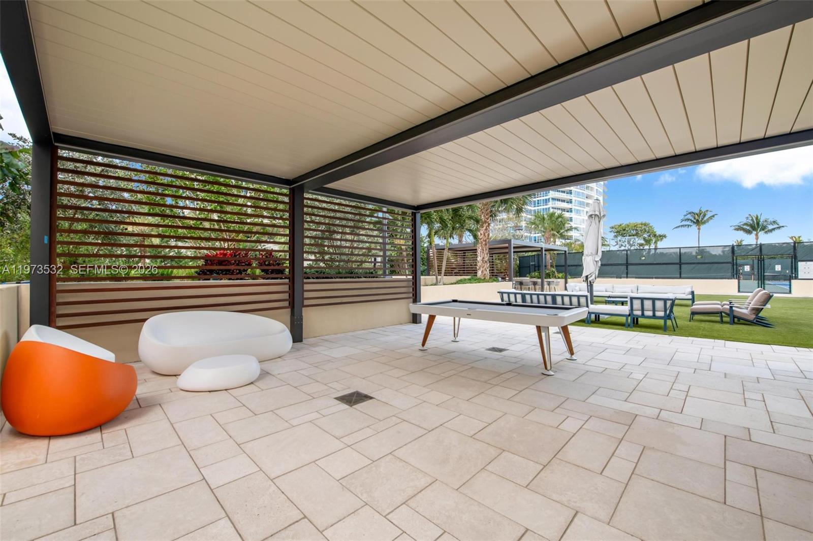 400 S Pointe Dr #1006, Miami Beach FL 33139