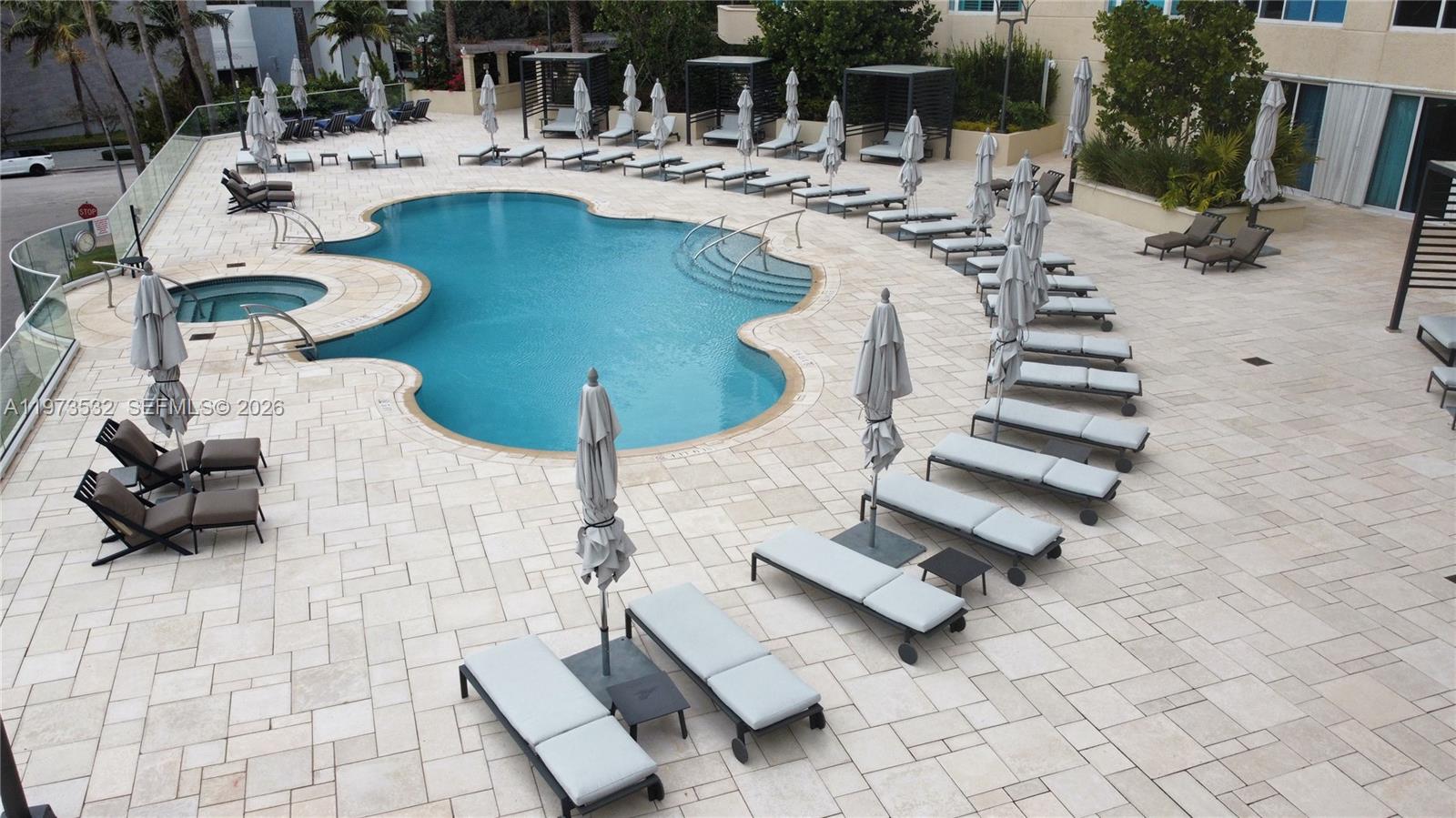 400 S Pointe Dr #1006, Miami Beach FL 33139