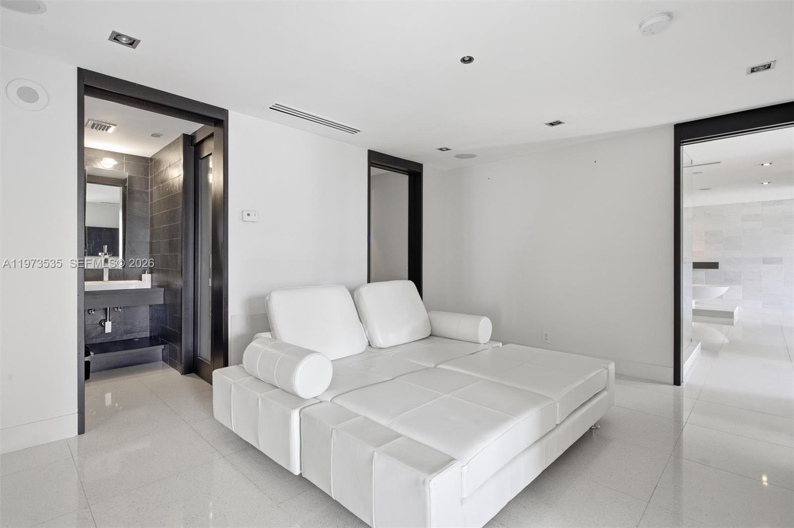 1330 Ocean Dr #3CA, Miami Beach FL 33139