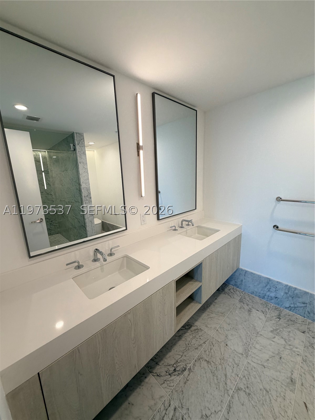 9221 E Bay Harbor Dr #309, Bay Harbor Islands FL 33154