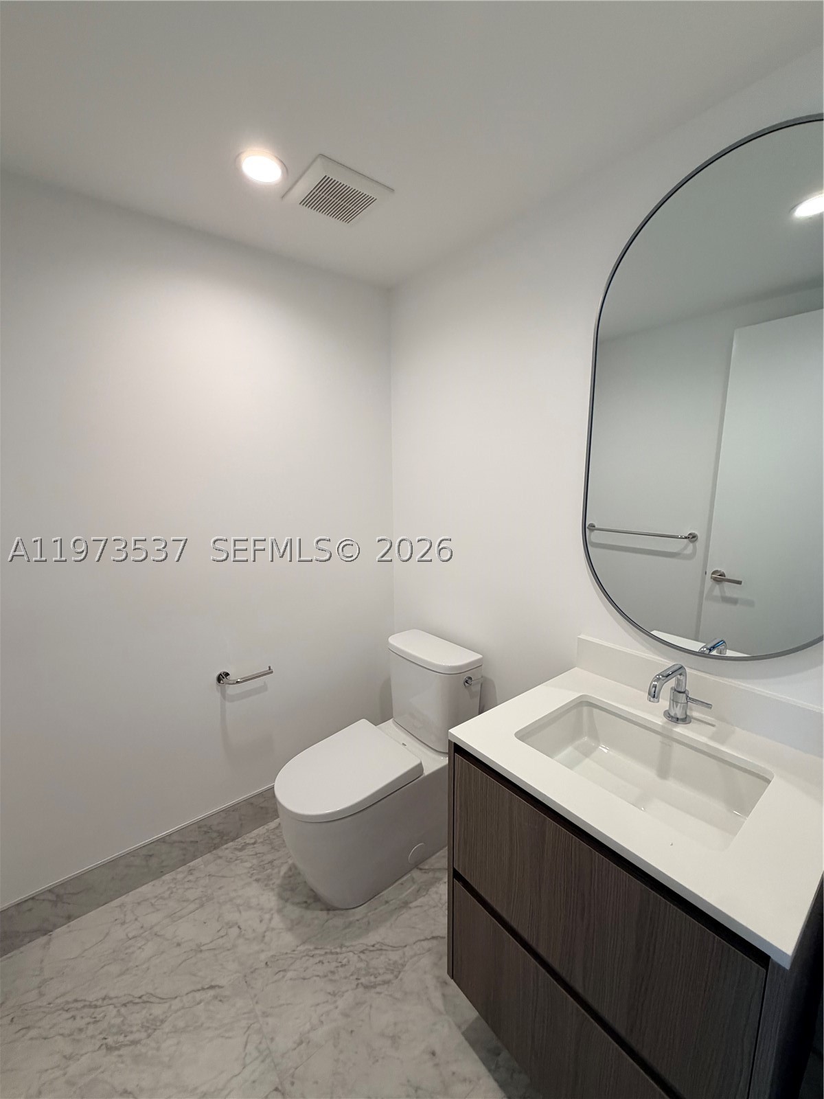 9221 E Bay Harbor Dr #309, Bay Harbor Islands FL 33154