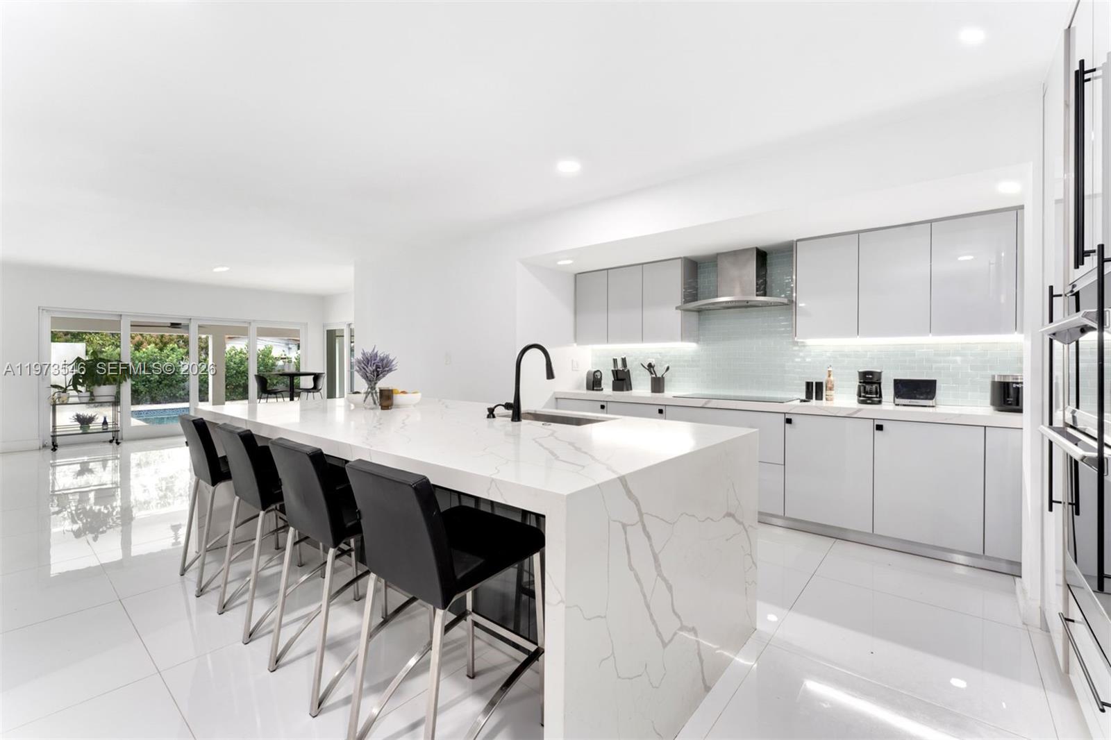 400 SW 24th Rd, Miami FL 33129