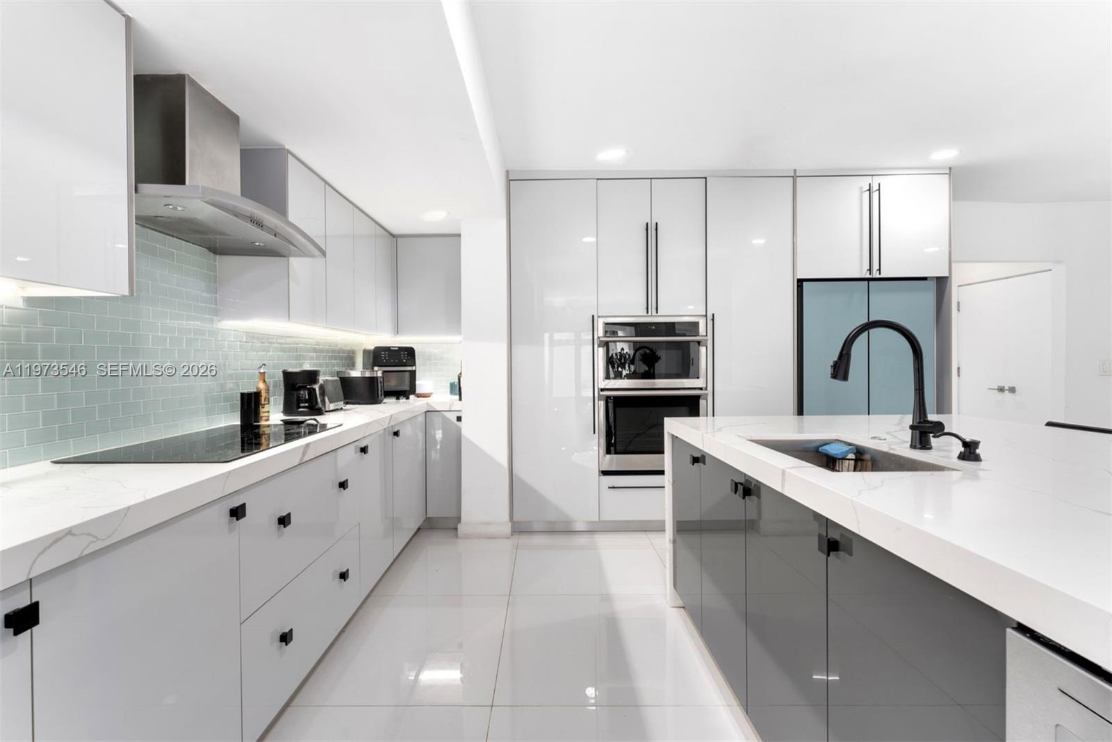 400 SW 24th Rd, Miami FL 33129