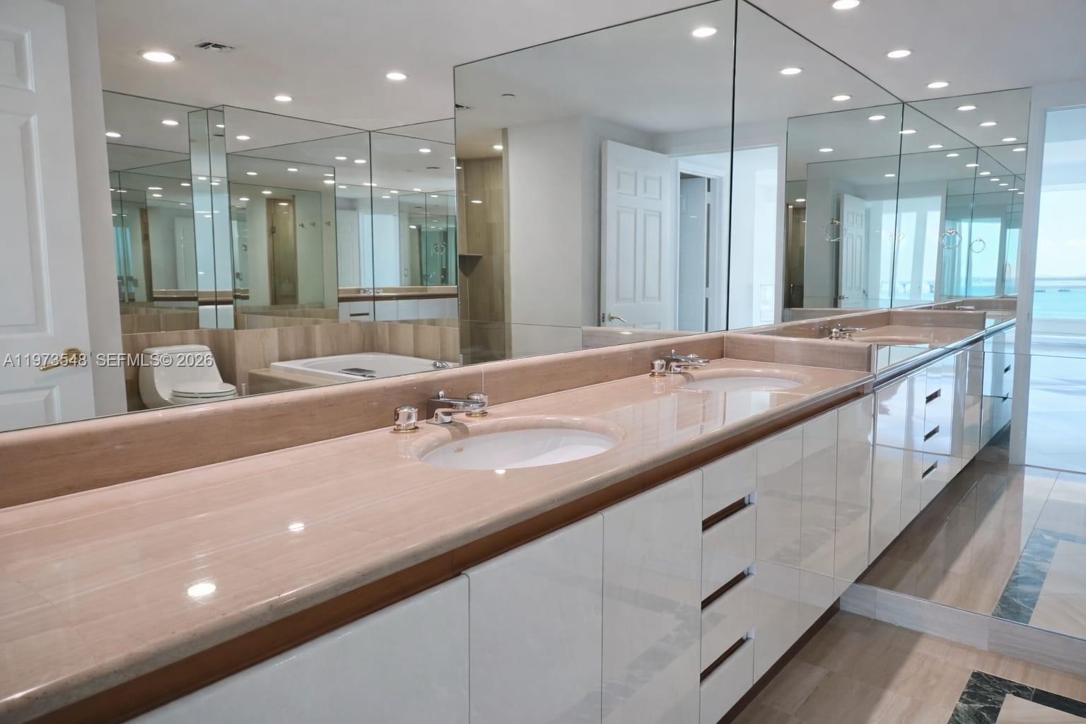 1643 Brickell Ave #903, Miami FL 33129