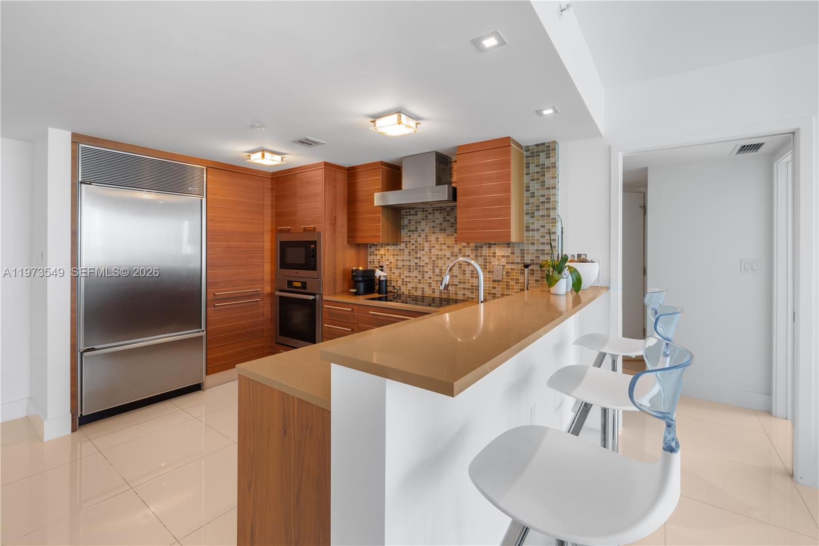 6801 Collins Ave #LPH06 Doorlph14, Miami Beach FL 33141