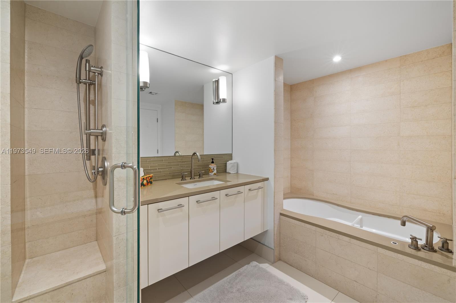 6801 Collins Ave #LPH06 Doorlph14, Miami Beach FL 33141