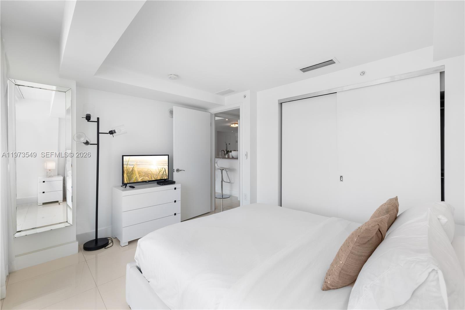 6801 Collins Ave #LPH06 Doorlph14, Miami Beach FL 33141