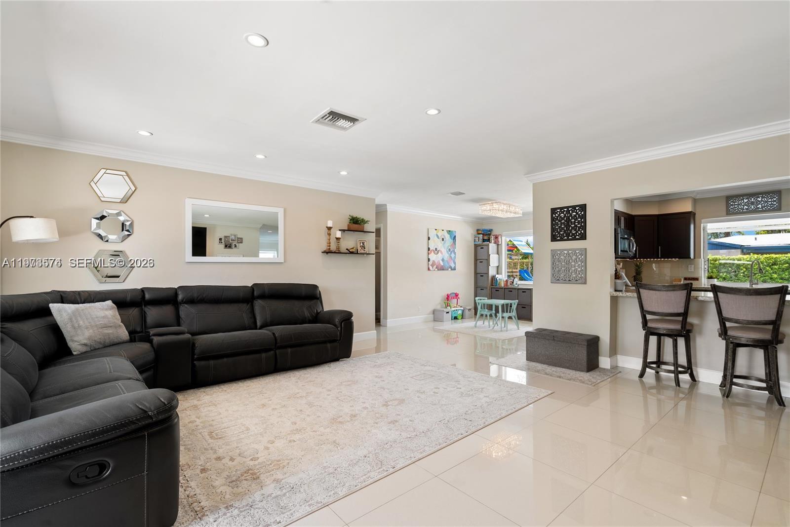 19900 SW 83rd Ave, Cutler Bay FL 33189