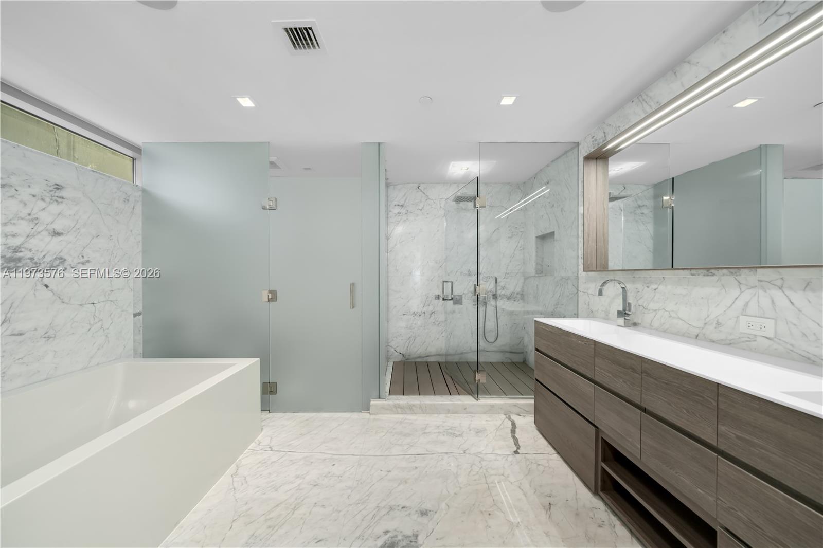 321 Ocean Dr #200, Miami Beach FL 33139