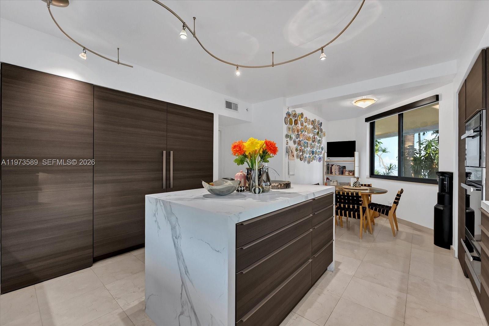279 N Hibiscus Dr #0, Miami Beach FL 33139