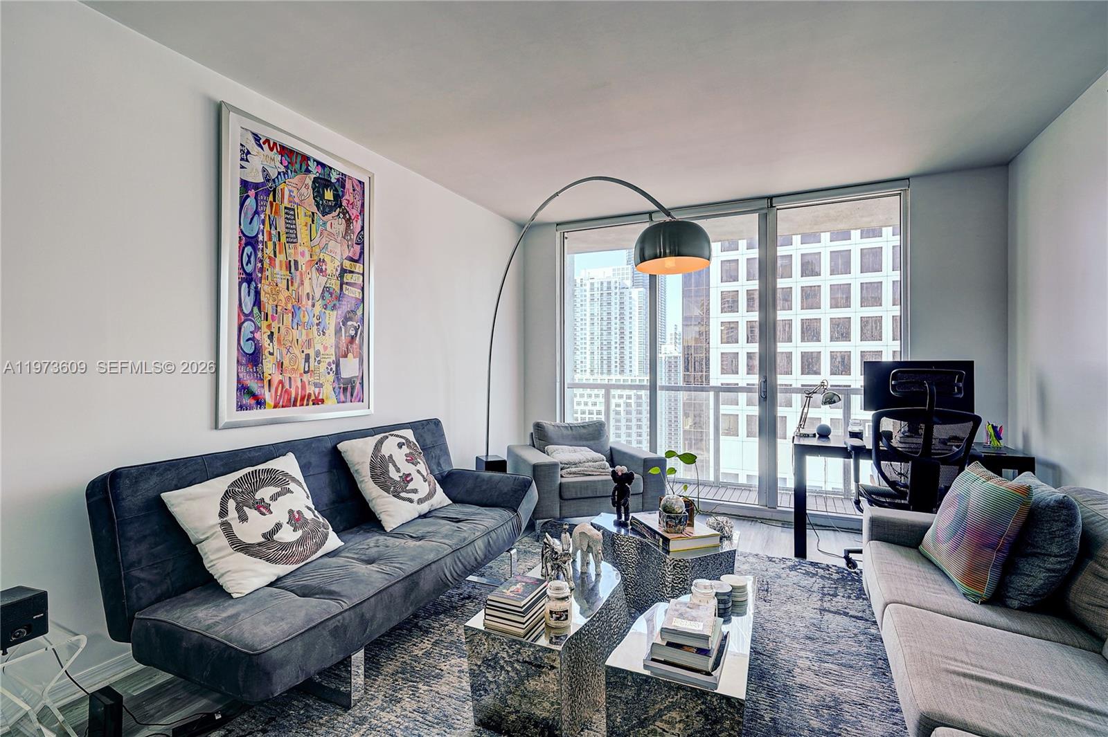 500 Brickell Ave #4004, Miami FL 33131