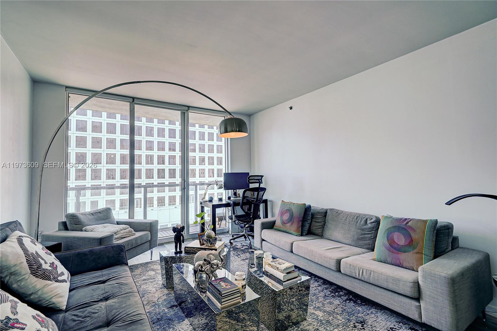 500 Brickell Ave #4004, Miami FL 33131