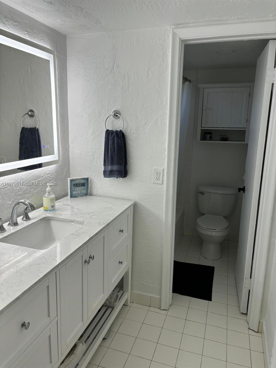 6884 N Kendall Dr #C407, Pinecrest FL 33156