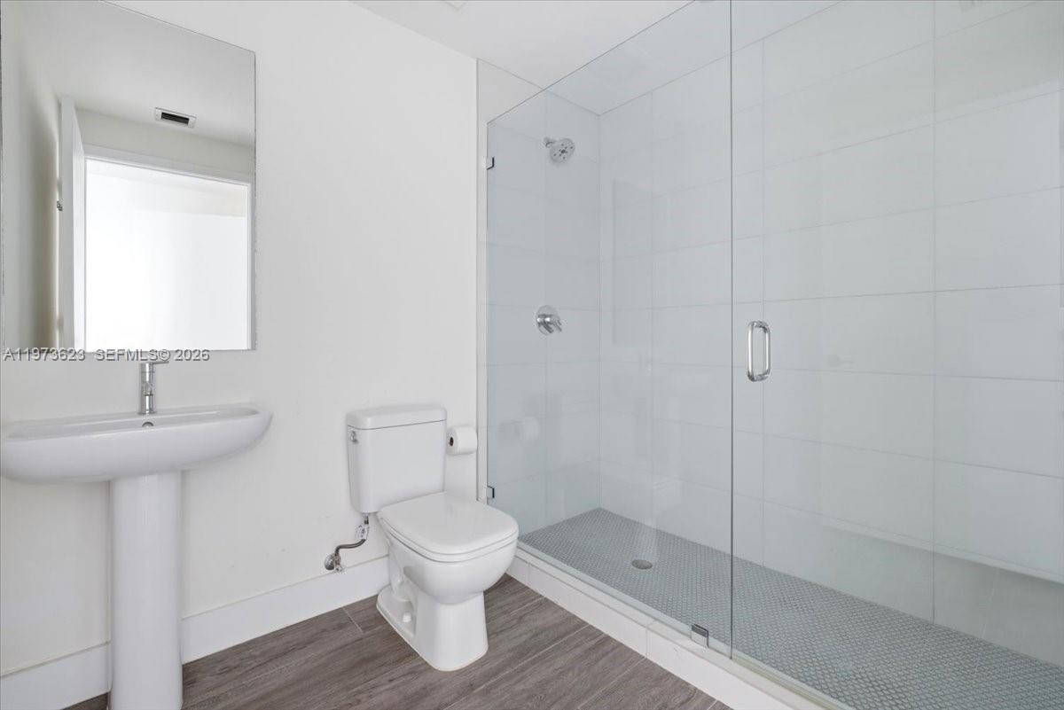 2900 NE 7th Ave #3004, Miami FL 33137