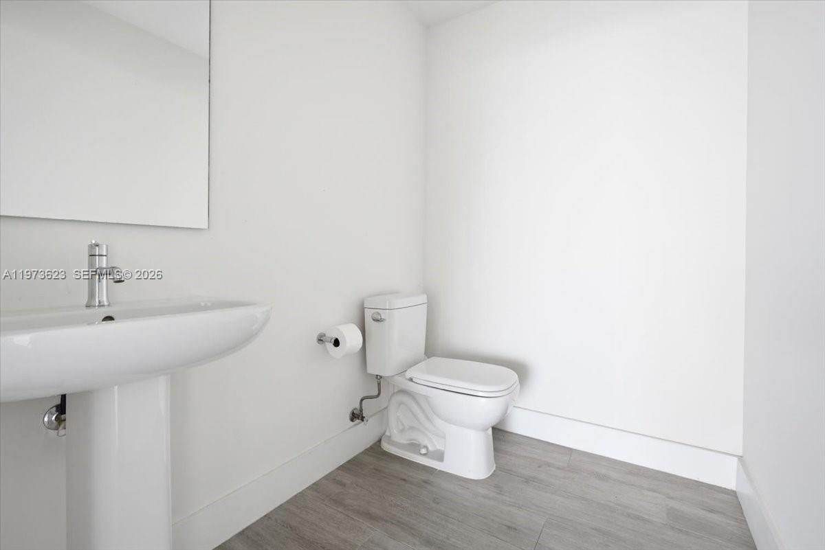 2900 NE 7th Ave #3004, Miami FL 33137