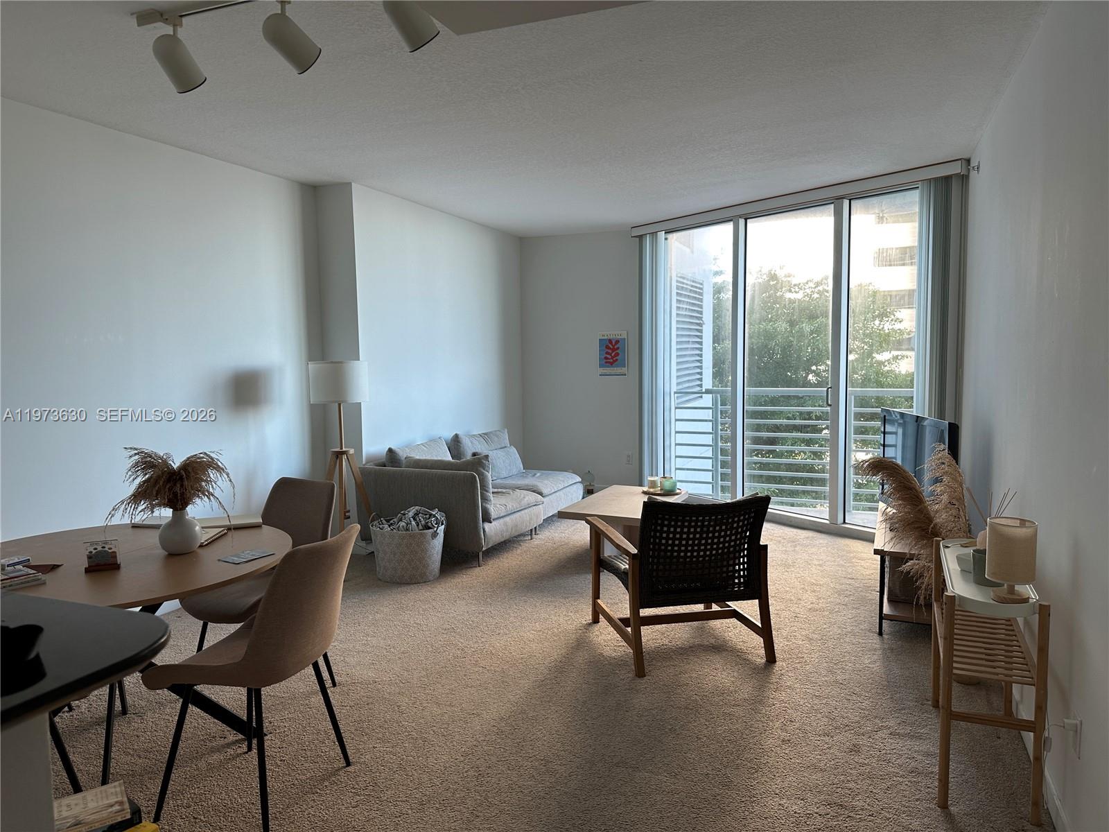 335 S Biscayne Blvd #1002, Miami FL 33131