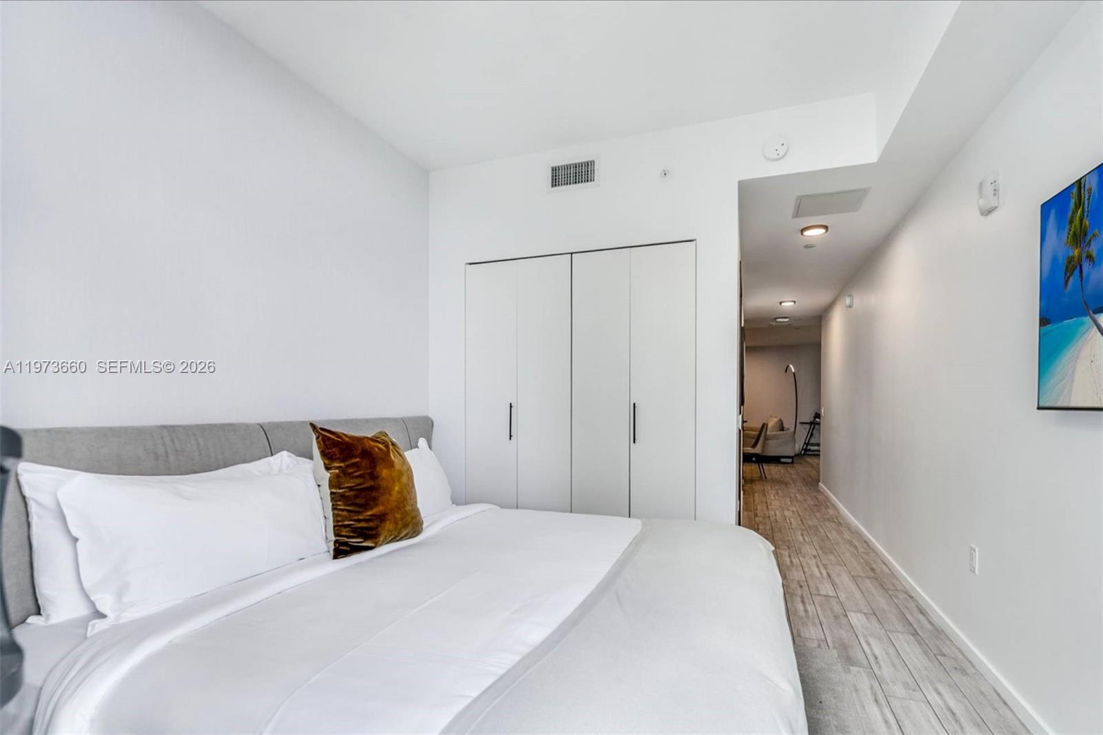 398 NE 5th St #1515, Miami FL 33132
