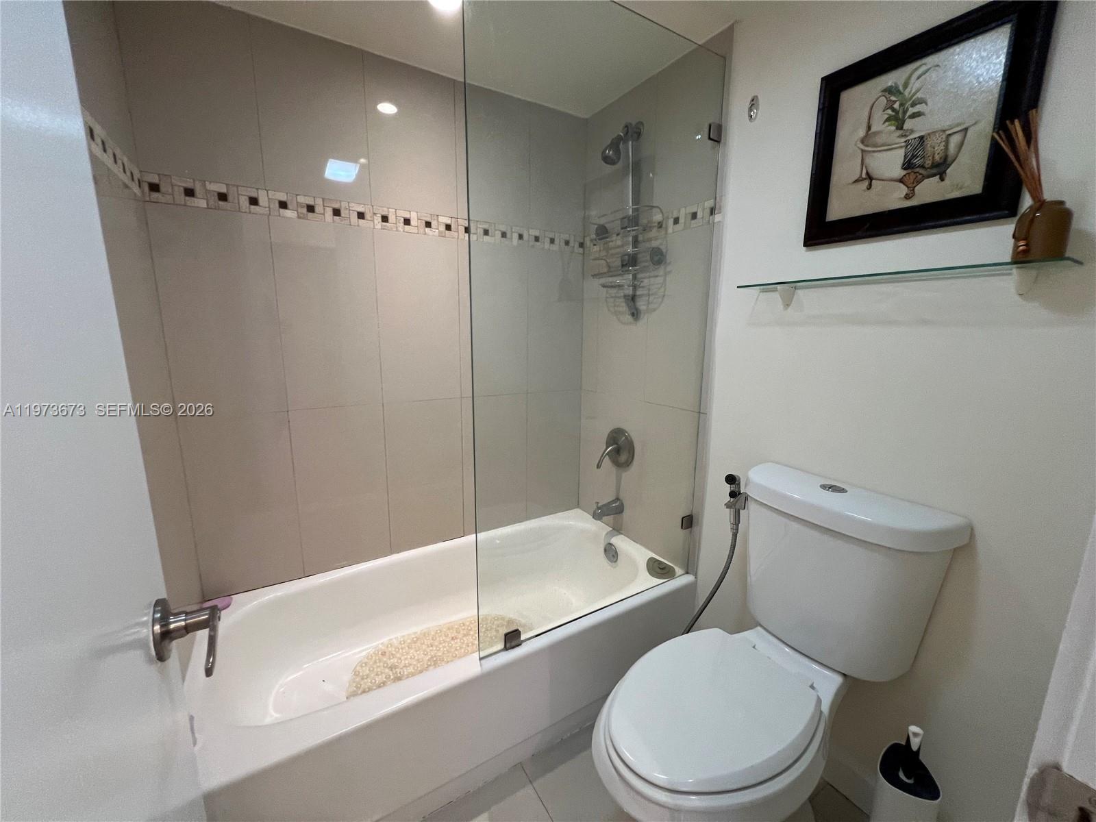 3731 N Country Club Dr #1424, Aventura FL 33180