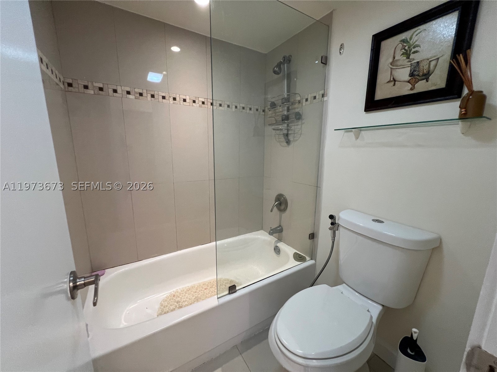 3731 N Country Club Dr #1424, Aventura FL 33180