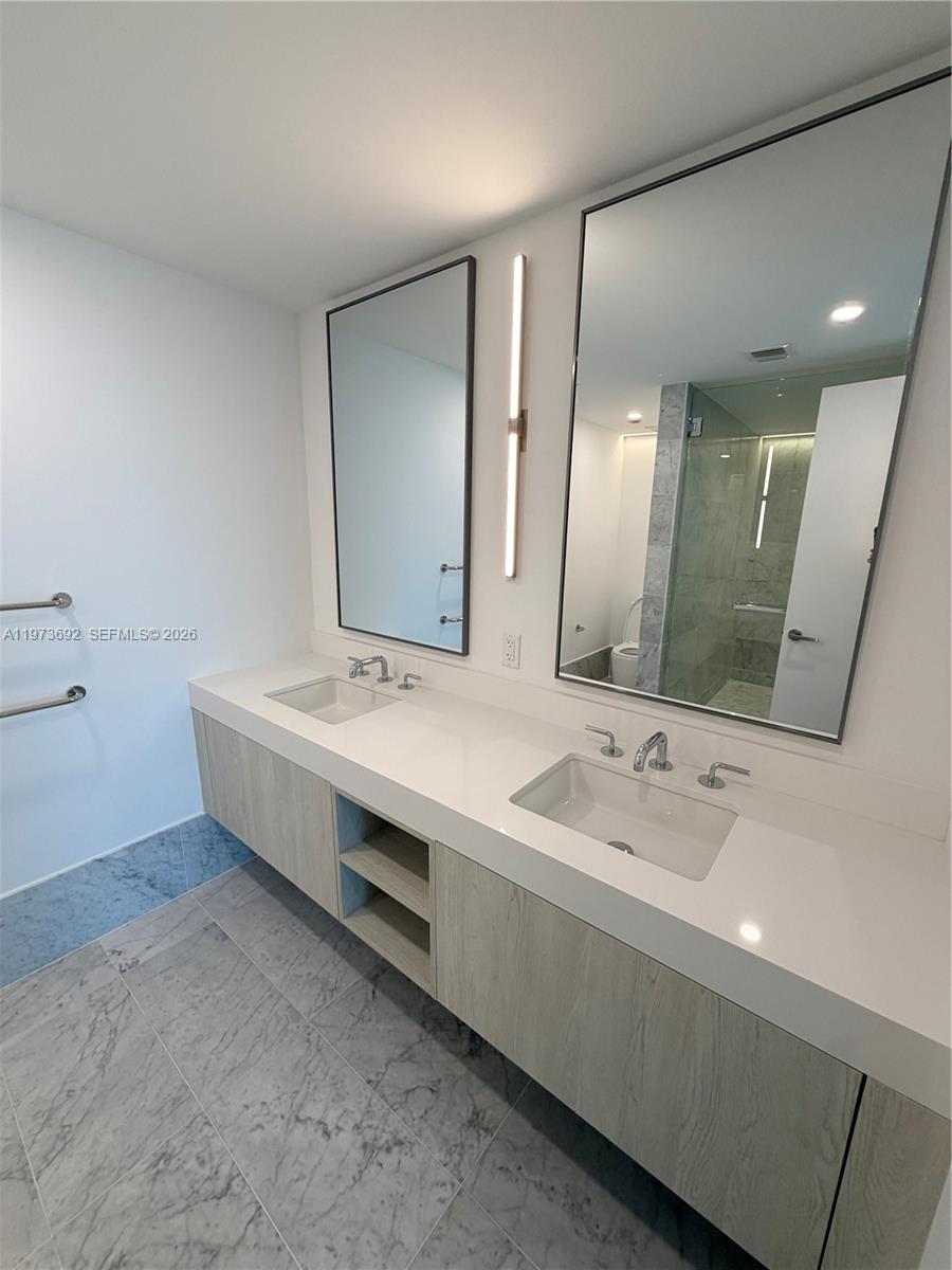 9221 E Bay Harbor Dr #307, Bay Harbor Islands FL 33154