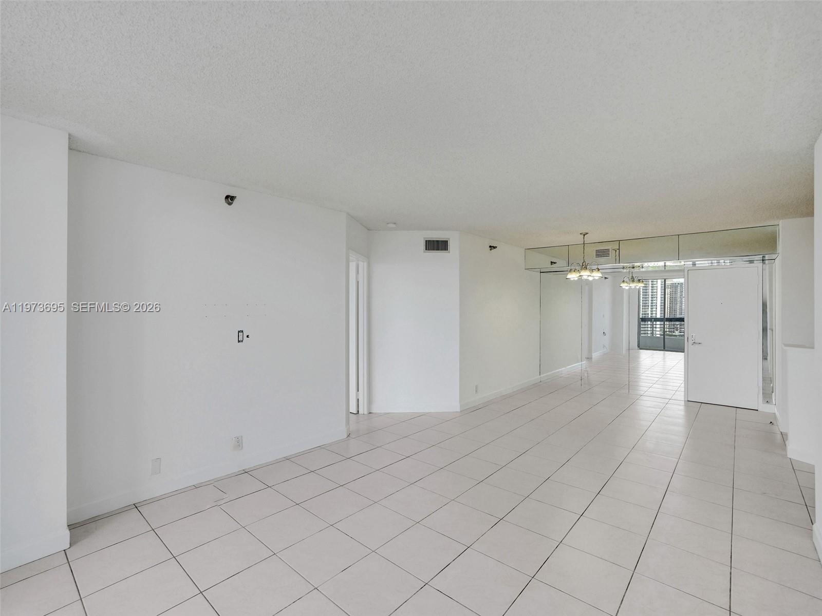 3400 192nd ST #1811, Aventura FL 33180
