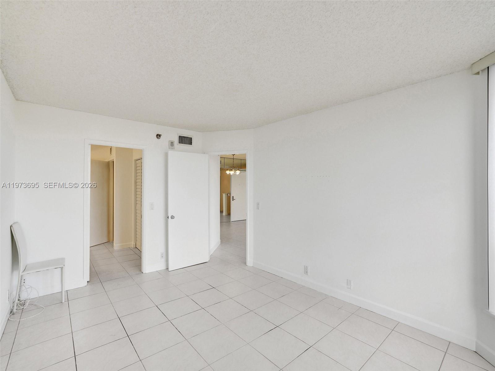 3400 192nd ST #1811, Aventura FL 33180