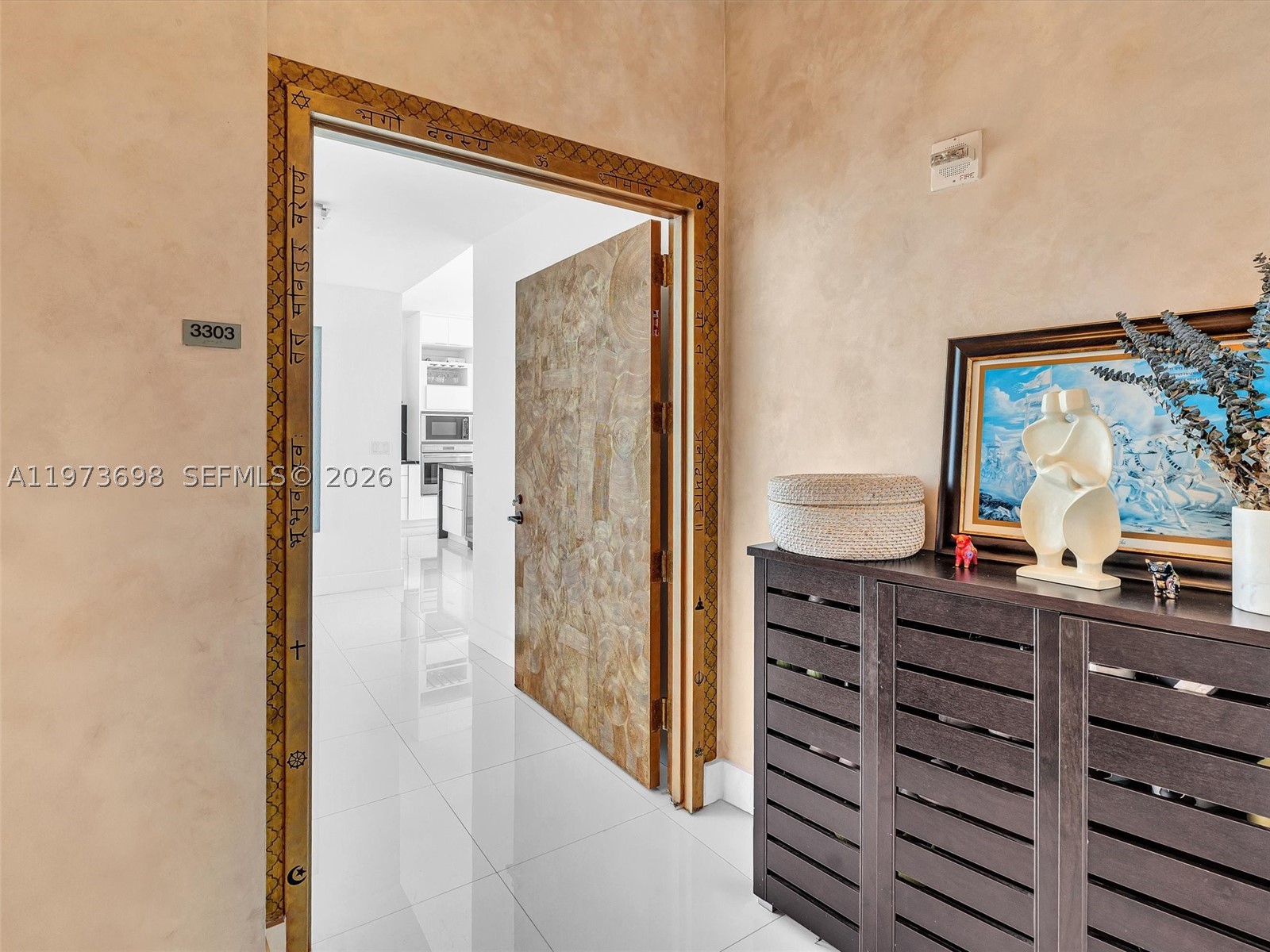 2020 N Bayshore Dr #3303, Miami FL 33137
