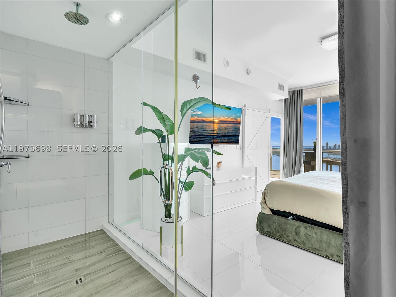 2020 N Bayshore Dr #3303, Miami FL 33137
