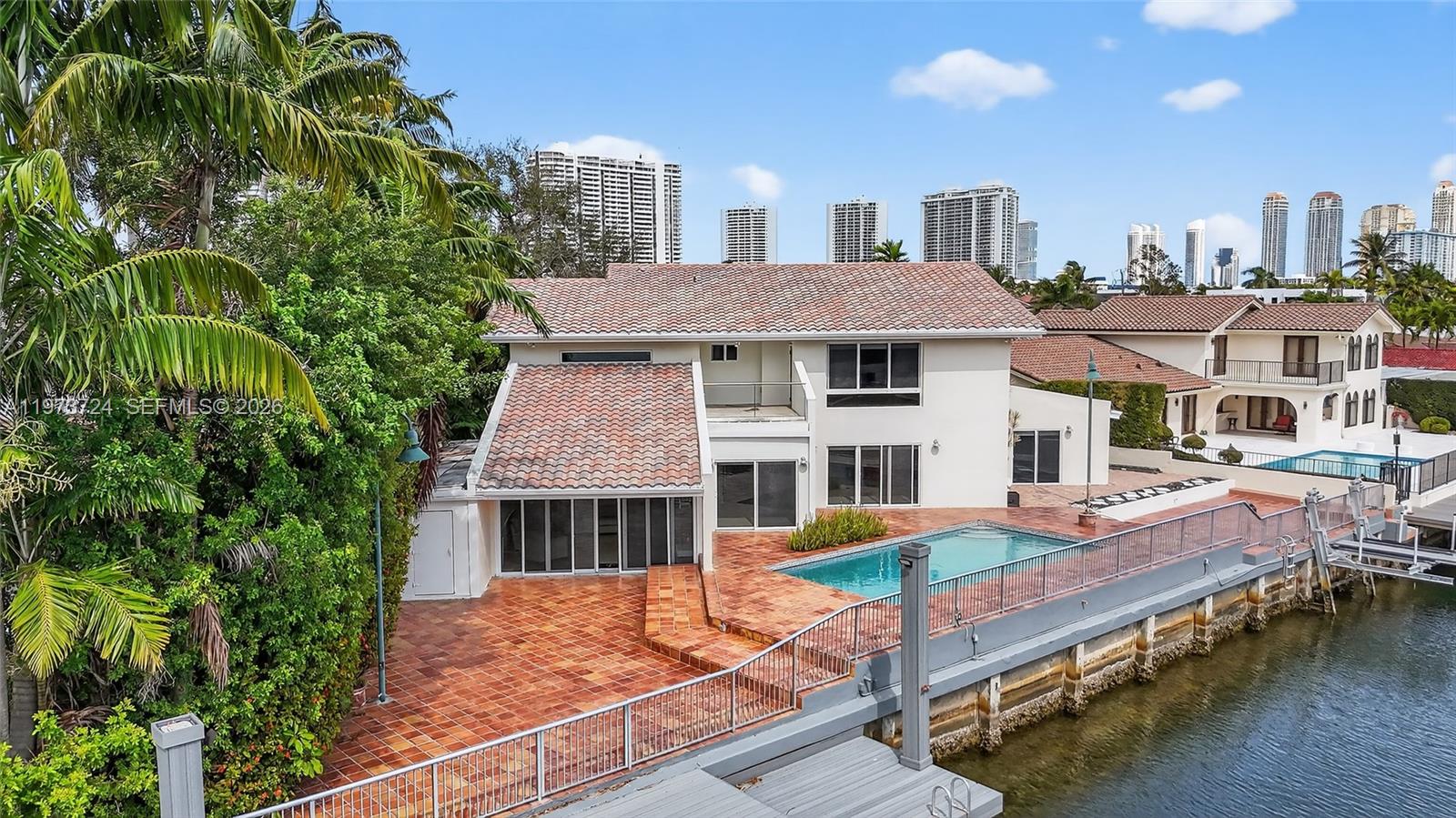 3226 NE 168th St, North Miami Beach FL 33160