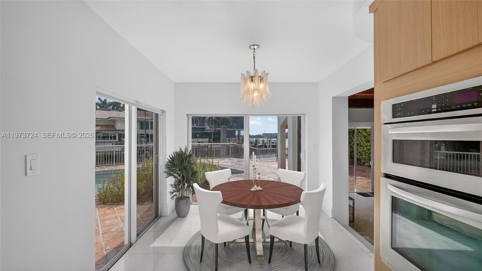 3226 NE 168th St, North Miami Beach FL 33160