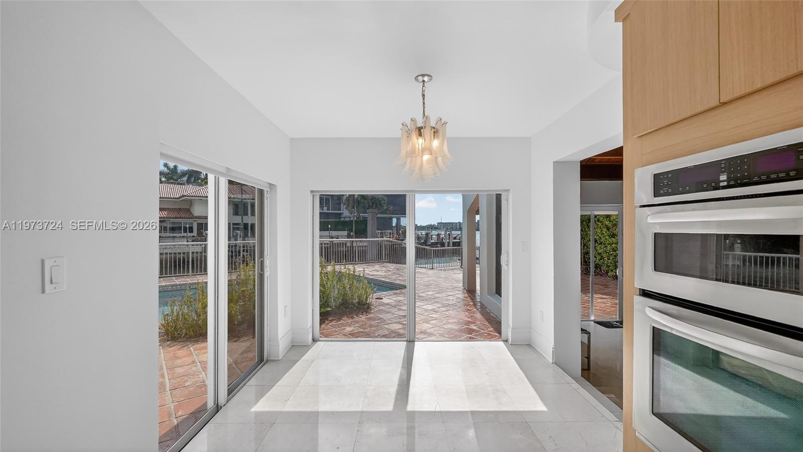 3226 NE 168th St, North Miami Beach FL 33160