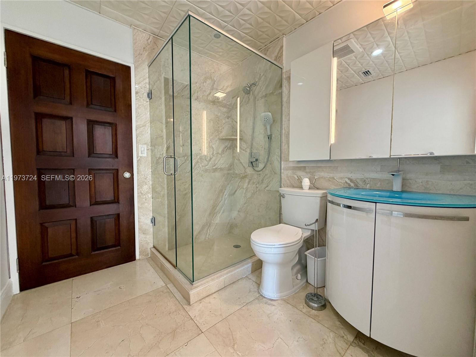3226 NE 168th St, North Miami Beach FL 33160