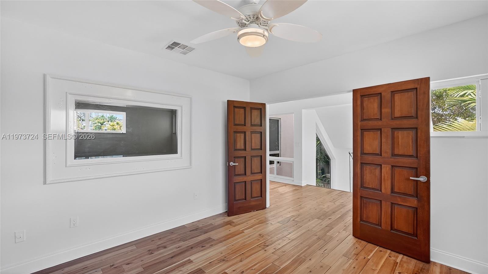 3226 NE 168th St, North Miami Beach FL 33160