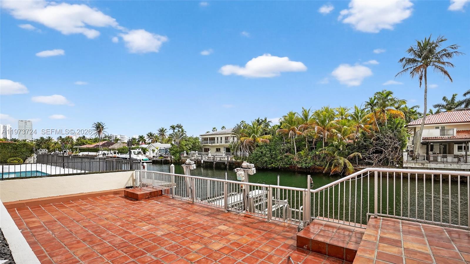 3226 NE 168th St, North Miami Beach FL 33160