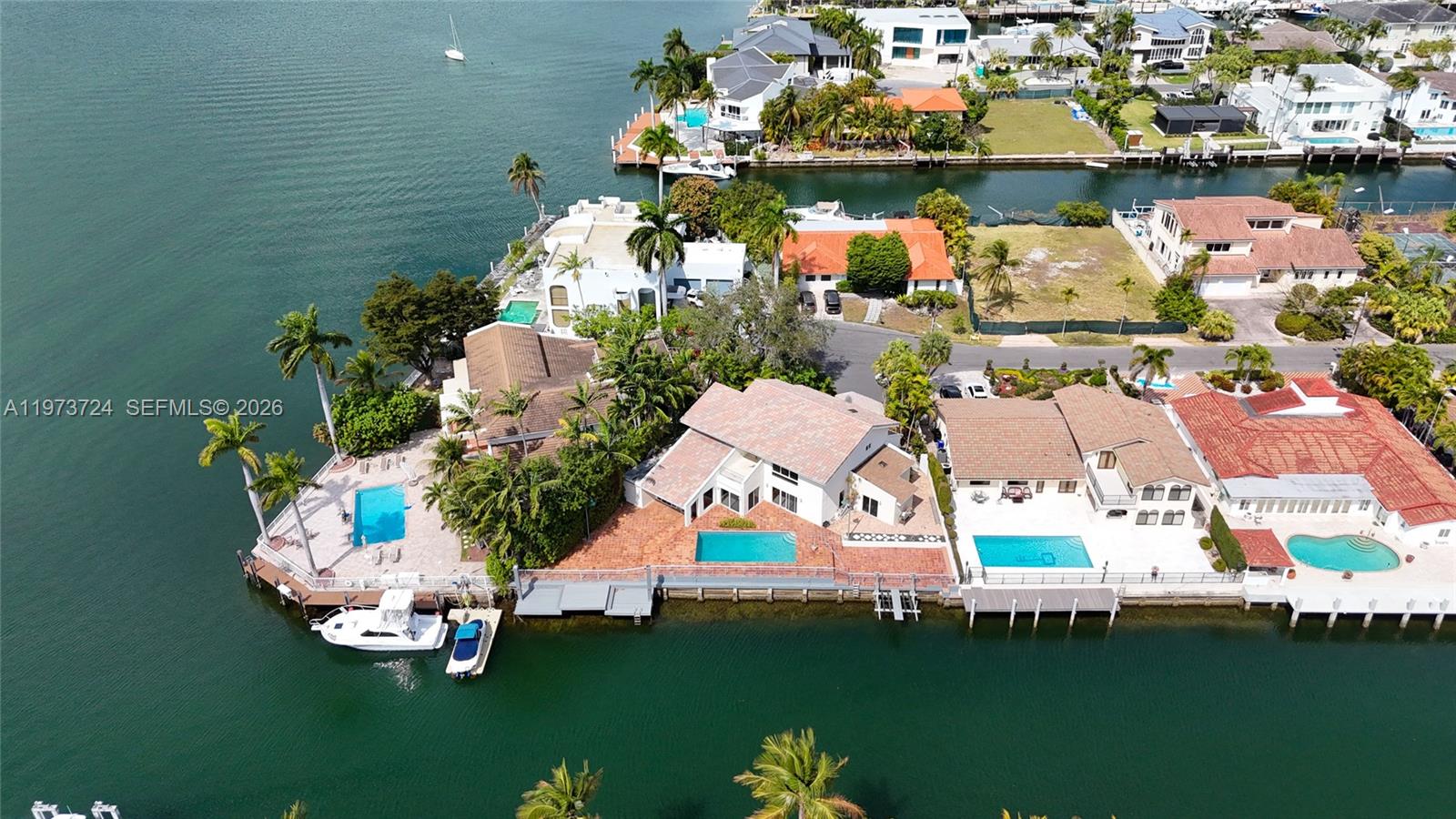 3226 NE 168th St, North Miami Beach FL 33160