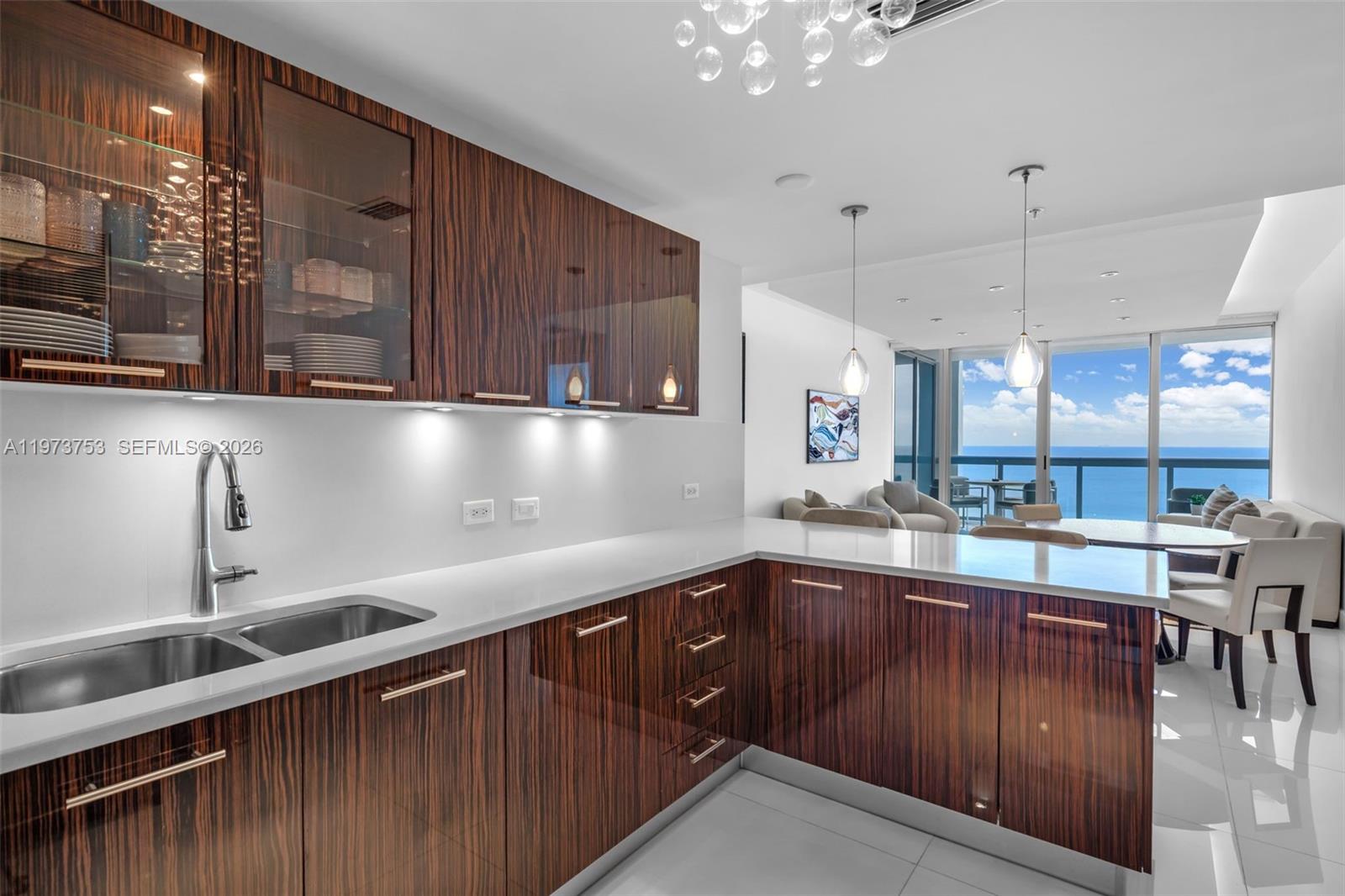 6899 E Collins Ave #802, Miami Beach FL 33141
