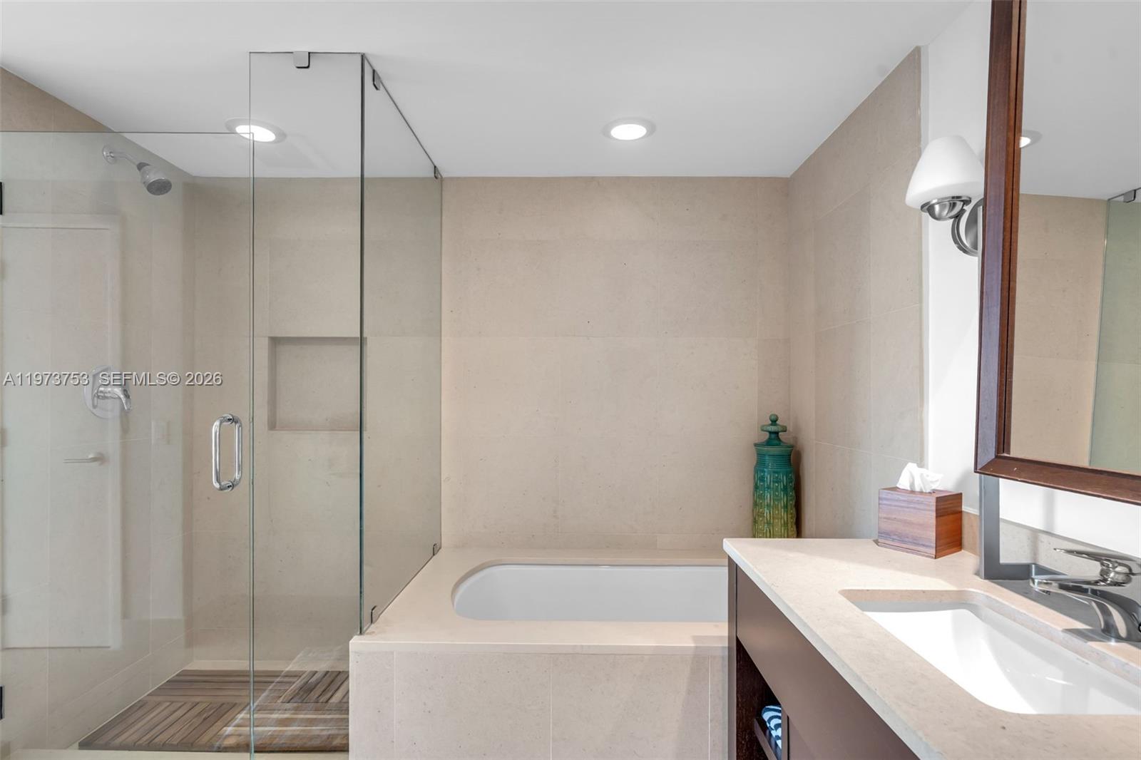 6899 E Collins Ave #802, Miami Beach FL 33141