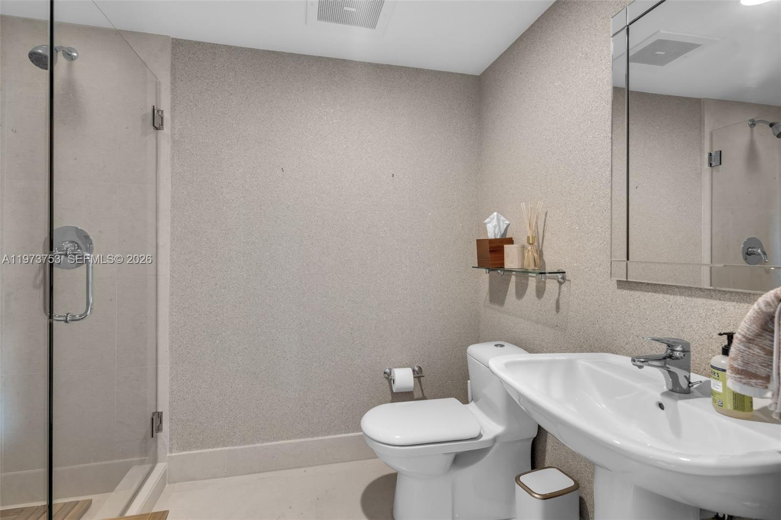 6899 E Collins Ave #802, Miami Beach FL 33141