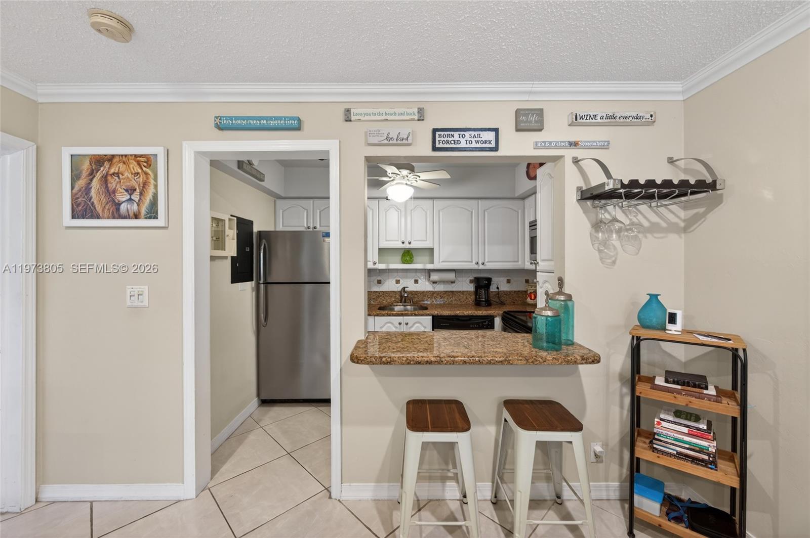 1308 Bayview Dr #2B, Fort Lauderdale FL 33304