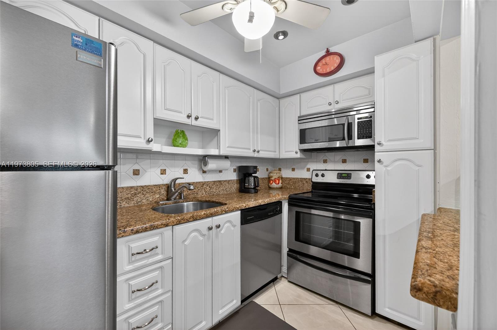 1308 Bayview Dr #2B, Fort Lauderdale FL 33304