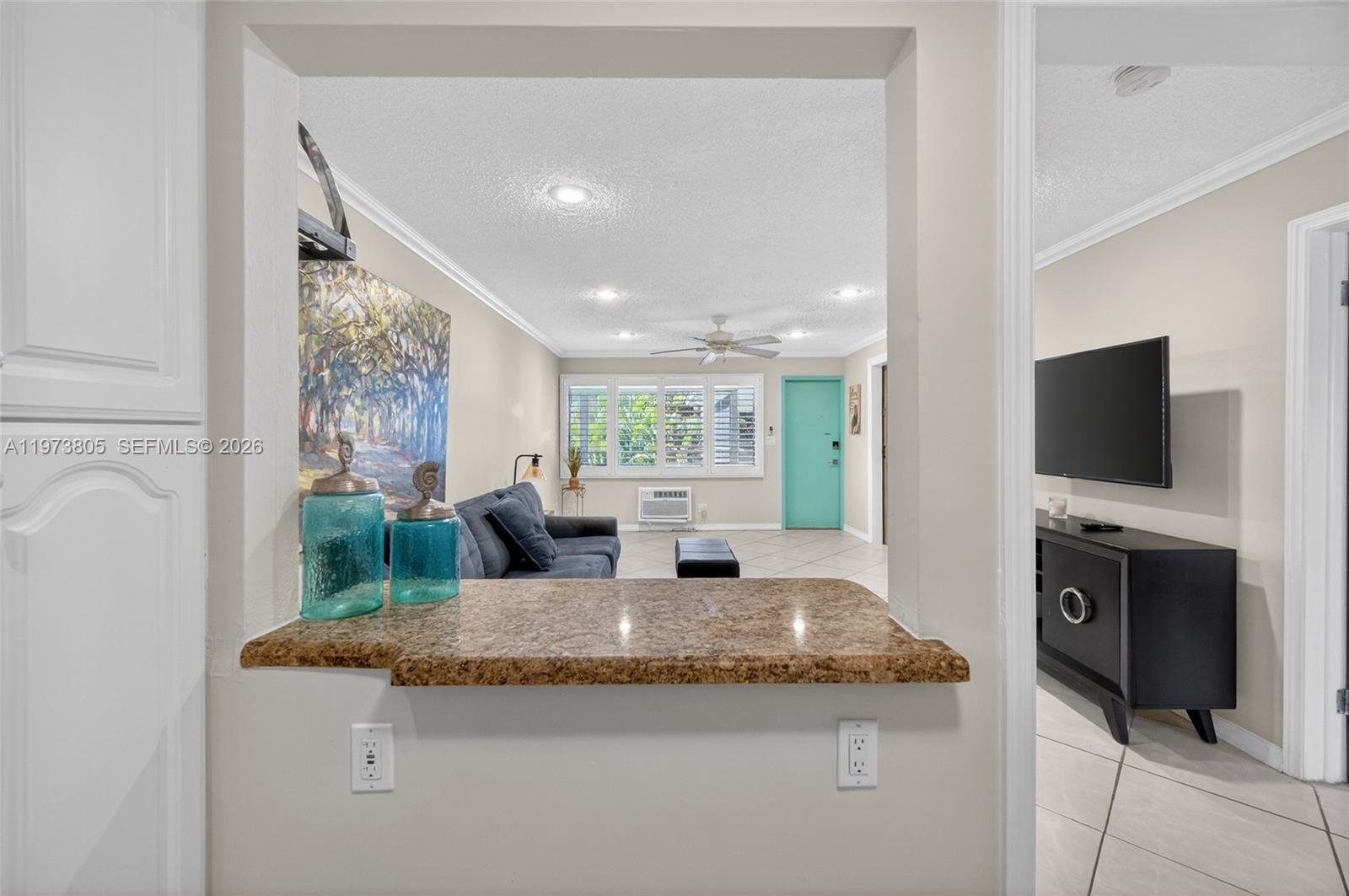 1308 Bayview Dr #2B, Fort Lauderdale FL 33304