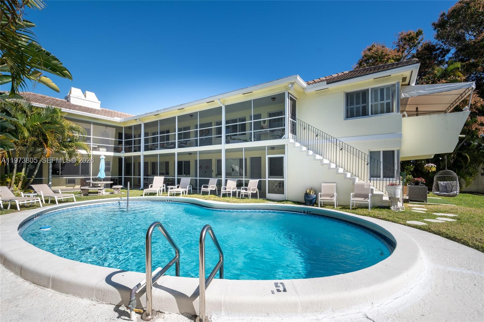 1308 Bayview Dr #2B, Fort Lauderdale FL 33304