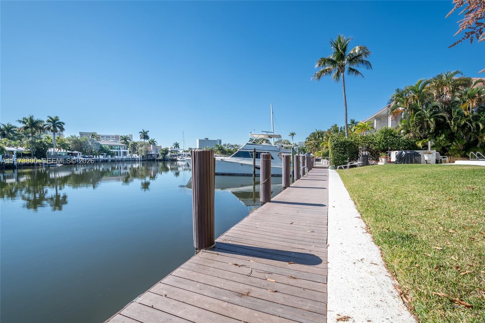 1308 Bayview Dr #2B, Fort Lauderdale FL 33304