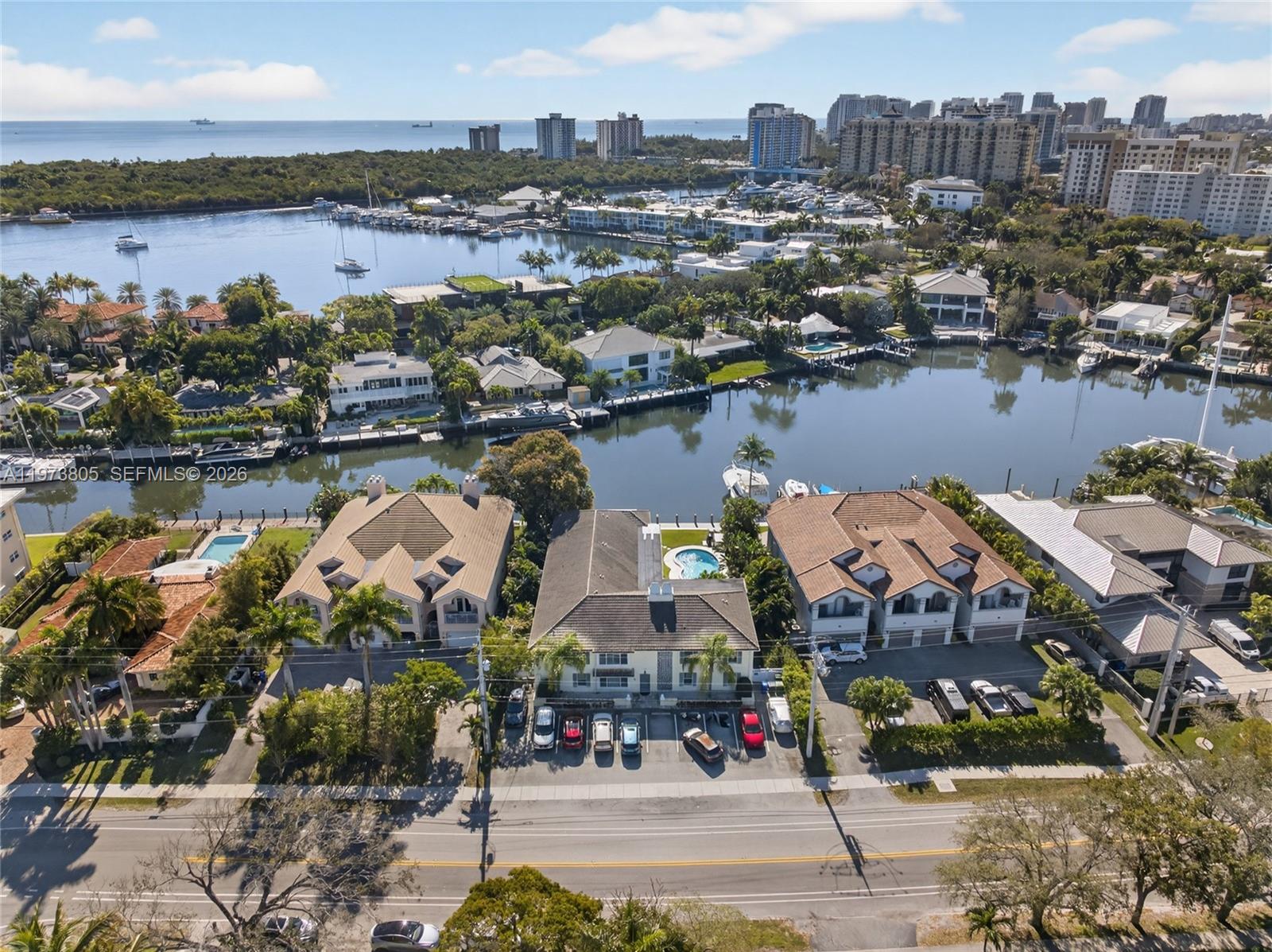 1308 Bayview Dr #2B, Fort Lauderdale FL 33304