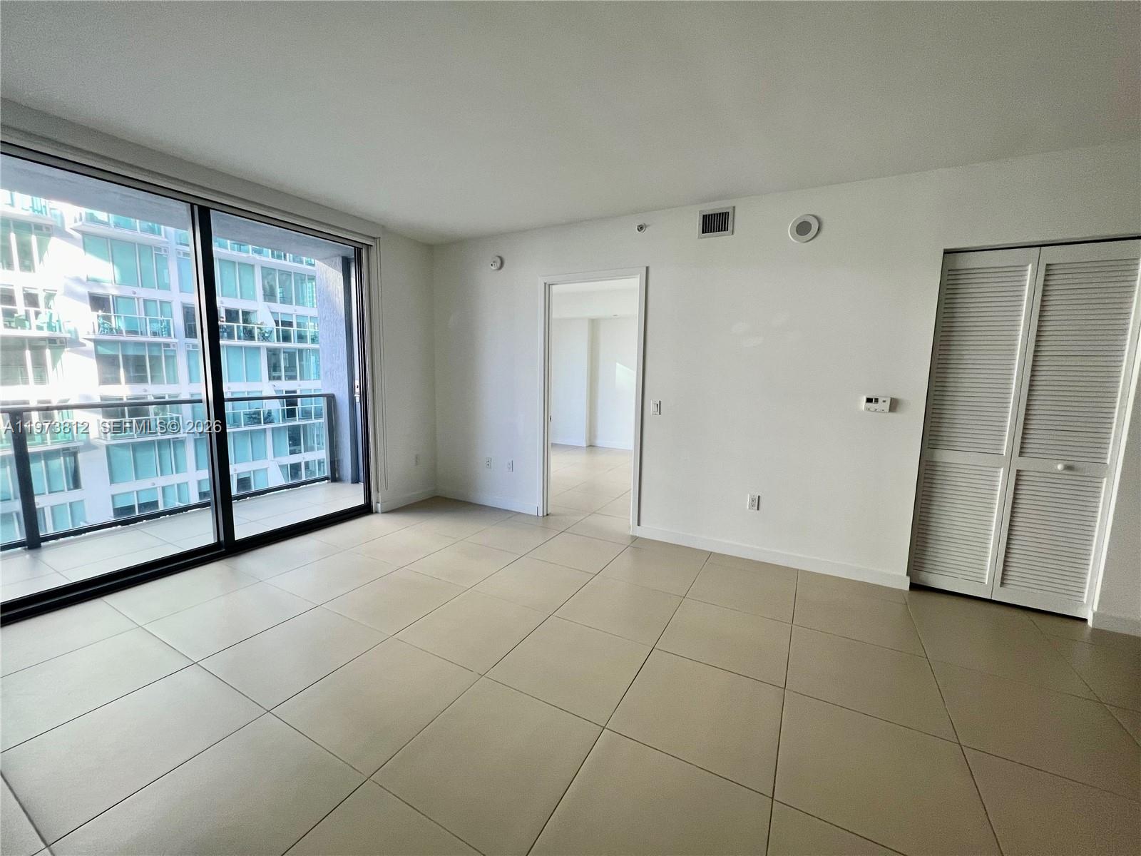 31 SE 6th St #1604, Miami FL 33131